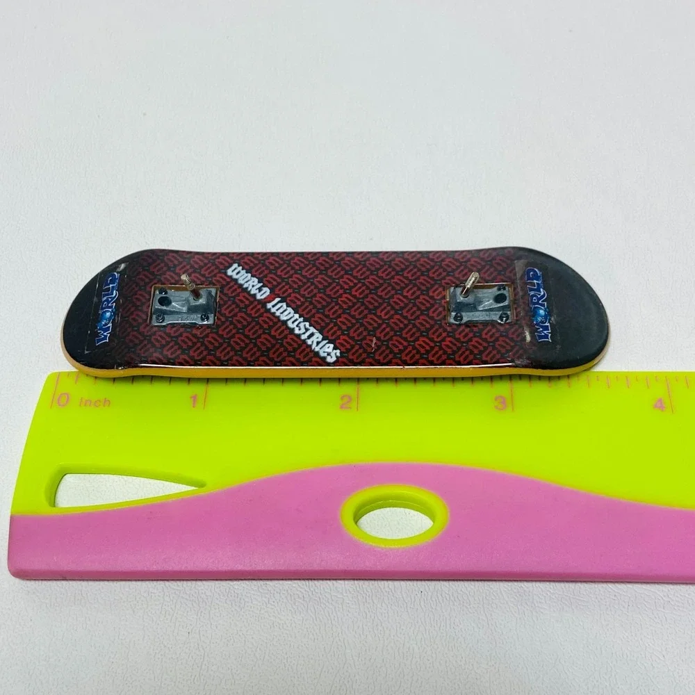 Tech Deck Vintage World Industries Lot Of 2 Decks Wheels Screwdriver Fingerboard